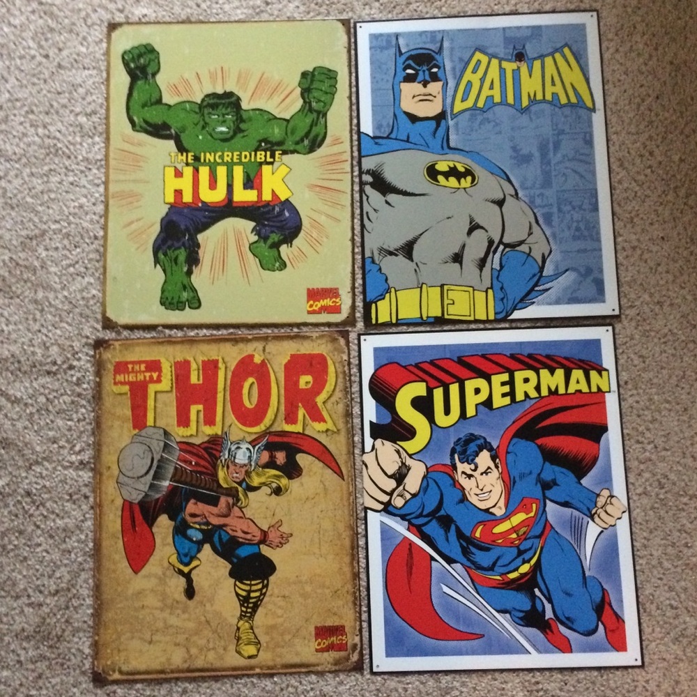 Set of 4 Metal Signs